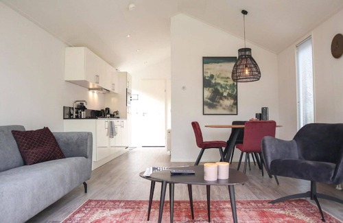 Noordoostelijk van Schaarsbergen Casa | Bonito apartamento en villa para 4 personas con piscina, WIFI, TV, terraza y aparcamiento