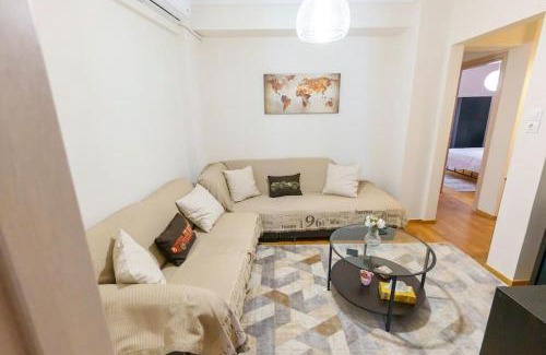 Ampelokipoi-Menemeni Apartamento | Cosy apartment near the city centre