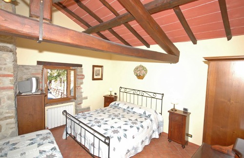 Valagnesi Apartamento | Hermoso apartamento con WIFI, piscina privada, TV, balcón, vista panorámica, aparcamiento