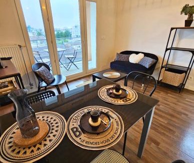 Bordeaux Apartamento | [Cosy] Appartement équipé avec terrasse, Wifi