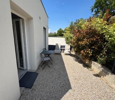 Bollene Apartamento | Cosy avec extérieur privée