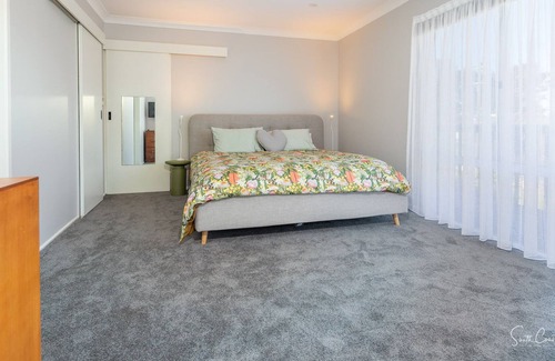 Long Beach Casa | cosy beach house moments from the beach