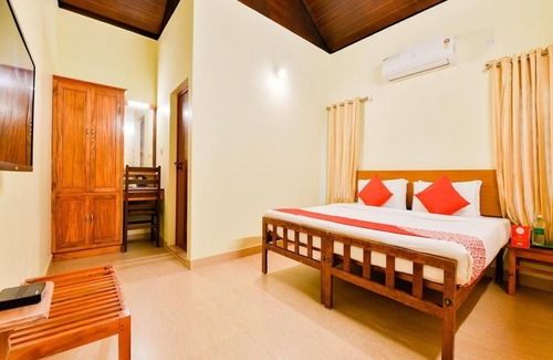 Alappuzha Complejo | Cozy & Beautiful Greenery Resort