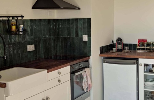 Chateauneuf-de-Gadagne Apartamento | Cosy, bright apartment overlooking the Luberon