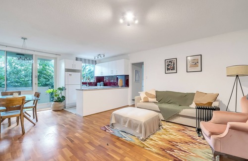 Lane Cove West Apartamento | Cosy + bright 1 bed APT in Lane Cove!