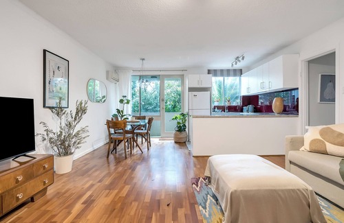 Lane Cove West Apartamento | Cosy + bright 1 bed APT in Lane Cove!