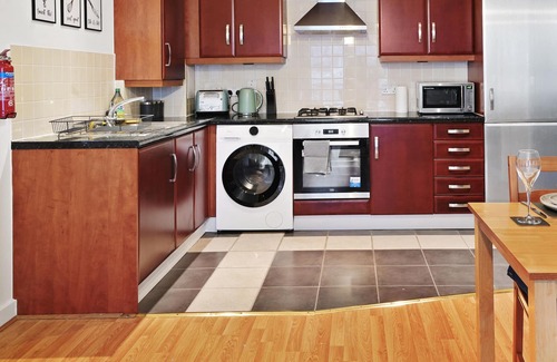Bishop's Stortford Apartamento | Cosy Central Flat - Airport Stay