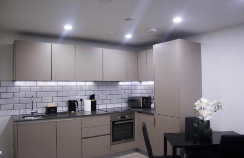 Bedford Apartamento | Cosy Central Bedford Apt - Free Parking, Gym, Netflix & Sky