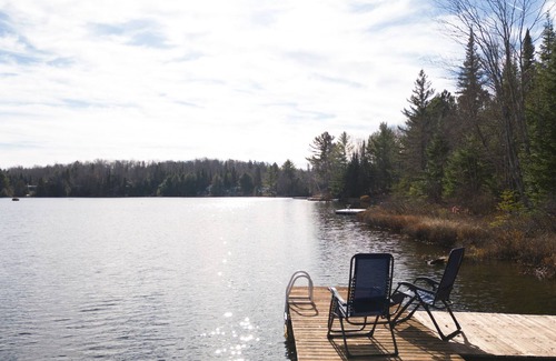 Notre-Dame-de-la-Merci Cabina | Cosy chalet on lake with hot tub, Gazebo and heated floors.
