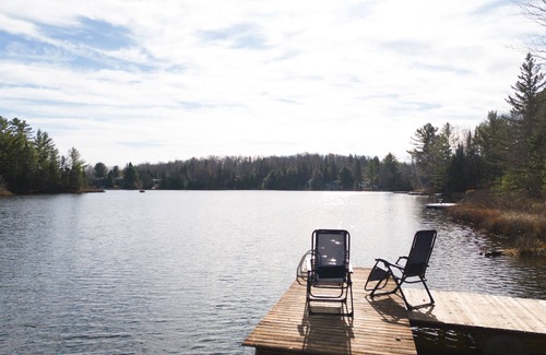 Notre-Dame-de-la-Merci Cabina | Cosy chalet on lake with hot tub, Gazebo and heated floors.