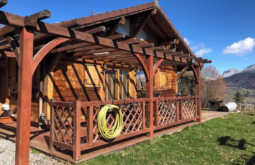 Chatillon-sur-Cluses Chalet De Esquí | Cosy chalet with breathtaking views at the gateway to the Grand Massif. Hiking, skiing, lakes.