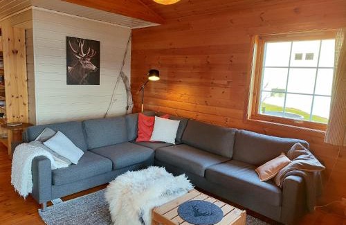 Volda Chalet De Esquí | Cosy chalet, 100m2 with fjordview!