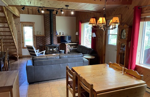 La Malbaie Chalet De Esquí | Cosy chalet 5 minutes from Mont Grand-Fonds regional park