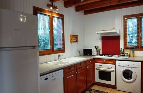 Lachapelle-Auzac Chalet De Esquí | Cosy chalet for 6 with pool and Wi-Fi, near Souillac