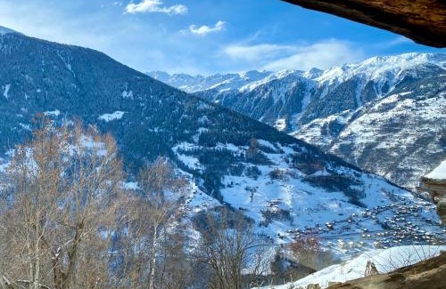 Saint-Martin Chalet De Esquí | Cosy Chalet in Val d’Hérens, Swiss Alps, 1333m