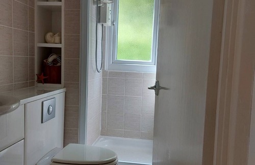 Pembroke Chalet De Esquí | Cosy chalet located 6 min walk from the beach!