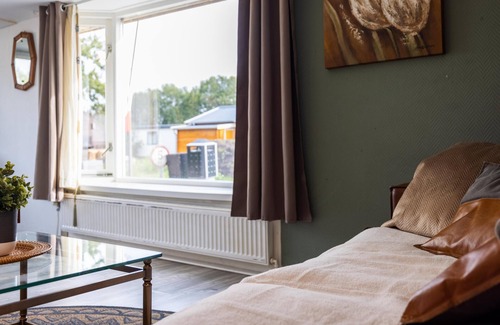 Anloo Chalet De Esquí | Cosy chalet with sauna in beautiful Drenthe