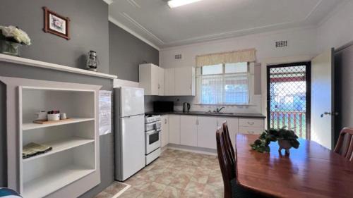 Sussex Inlet Casa | Cosy & Coastal Cottage