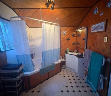 Reefton Casa | Cosy Colonial Cottage