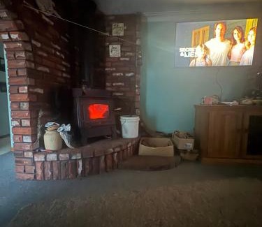 Reefton Casa | Cosy Colonial Cottage