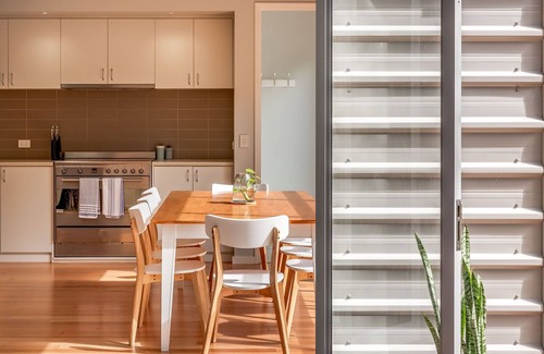 Quindalup Casa | COSY & CONTEMPORARY BEACH COTTAGE IN A TRANQUIL BEACHSIDE LOCATION