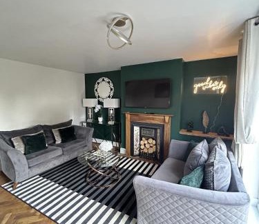 Corby Casa | Cosy Corby Getaway