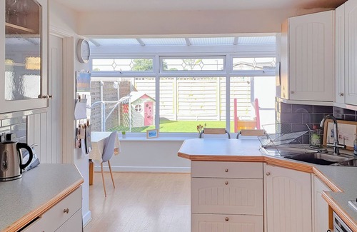 Cheltenham Cabaña | Cosy Cotswolds House