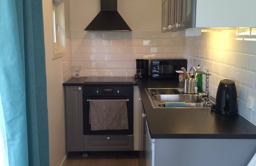 Haellsvik Cabaña | Acogedora casa de 200 metros del mar y baño