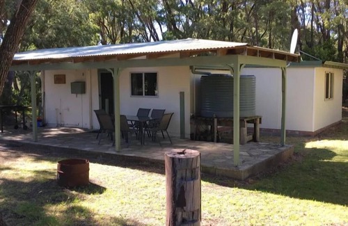 Peaceful Bay Casa | Cosy cottage close to the South Coast beaches, National Park and Bibbulmun Track