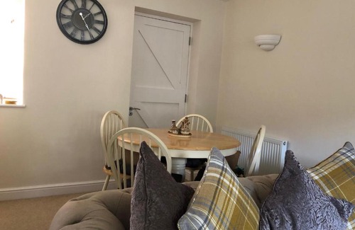Hinton Charterhouse Casa | Cosy Cottage