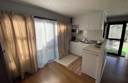 Glen Eden Cabaña | Cosy Cottage in Auckland