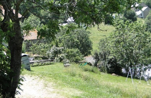 Planes Cabaña | Cálida casa de campo en el corazón de la granja