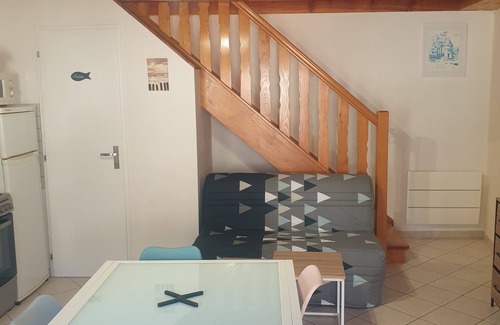 Saint-Julien-Labrousse Casa | Cosy cottage "La Grange