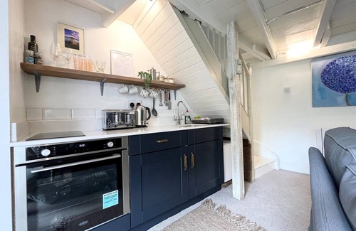 Marazion Casa | Cosy Cottage Marazion Central With Parking