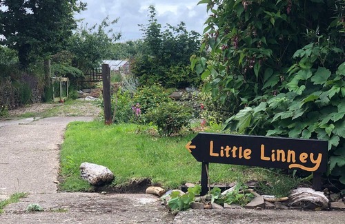Hartland Cabaña | Cosy Cottage Near Hartland Village