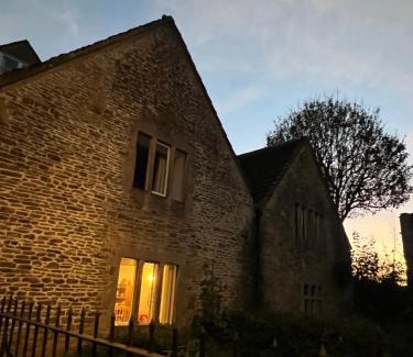 Malmesbury Apartamento | Cosy Cottage Overlooking Malmesbury Abbey