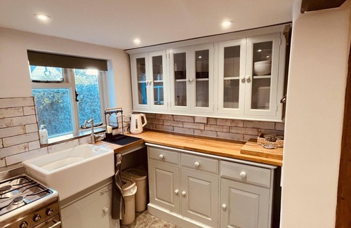 Shaftesbury Cabaña | Cosy Cottage Retreat in Shaftesbury