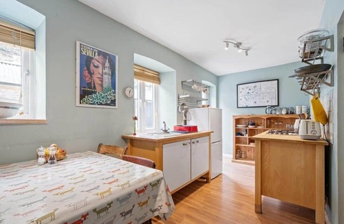 Plymouth Cabaña | Cosy Cottage with Secluded Garden, Plymouth