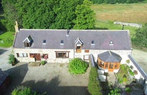 Aberchirder Cabaña | Acogedora casa de campo con estufa de leña, en una zona tranquila cerca de Riverand Woods.