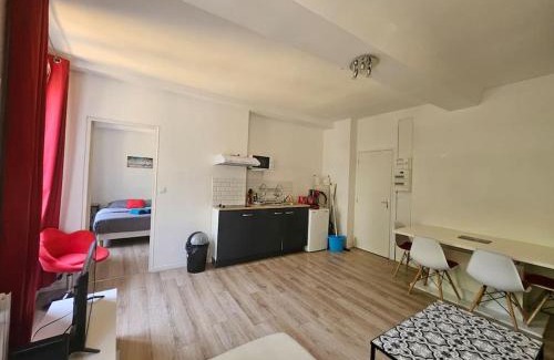Cote Ouest Ormeaux Apartamento | Cosy Coty, 4 personnes, Hypercentre