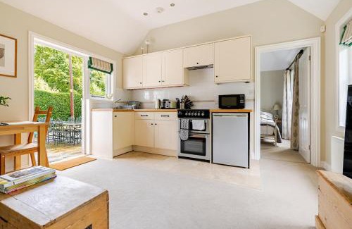 Abbess Roding Casa | Cosy Country Cottage