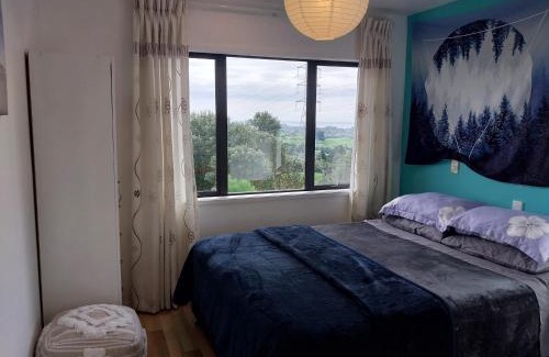 Omata Chalet De Esquí | Cosy Country Cottage on a Sunny Hill