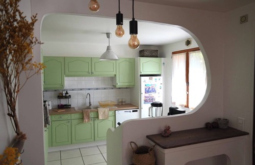 Mercury Casa | Cosy country house with mountain views.