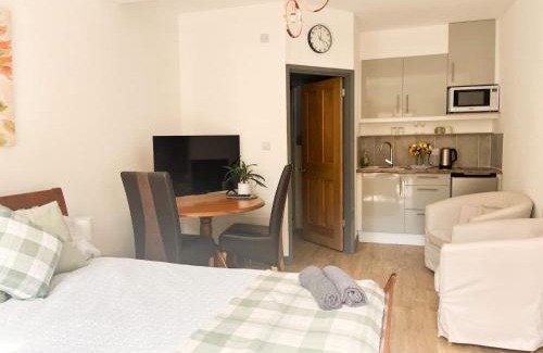 West Grinstead Apartamento | Cosy Countryside Apartment near hiking trails