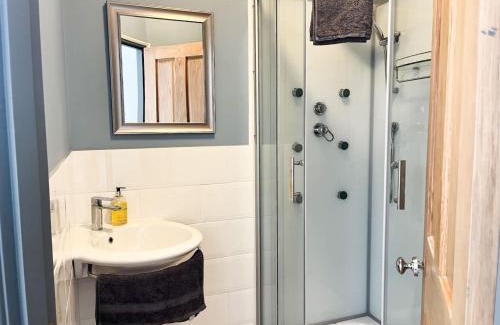 West Grinstead Apartamento | Cosy Countryside Apartment near hiking trails