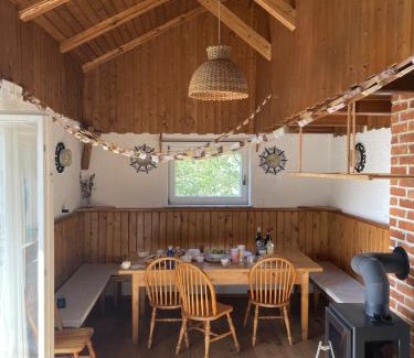 Dane Casa | Cosy countryside cottage with indoor fireplace