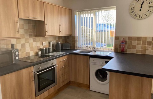 Bridlington Cabaña | Cosy Dog Friendly Cottage, Sleeps 4, Bridlington