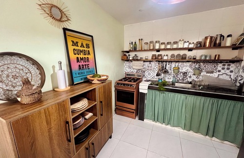 Riohacha Casa | Cosy double room ensuite bathroom. Central & 1min walk from the beach!