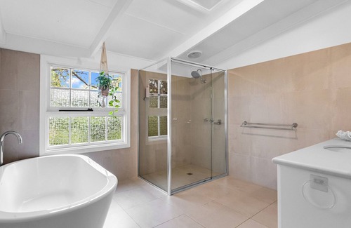 Mildura Casa | Cosy, Eclectic Inner City 3BR Spacious Period Home