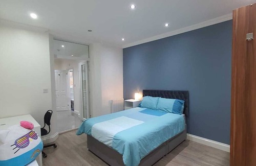 St. Pancras and Somers Town Apartamento | Cosy Entire Home Kingscross Central London